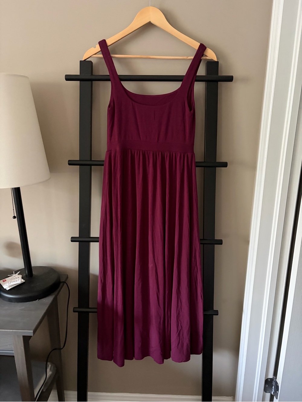 Aritzia Wilfred Market Midi Dress Burgundy
